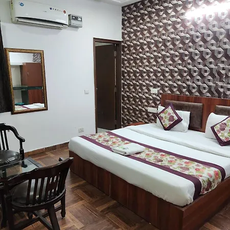 Hotel Naveen-2
